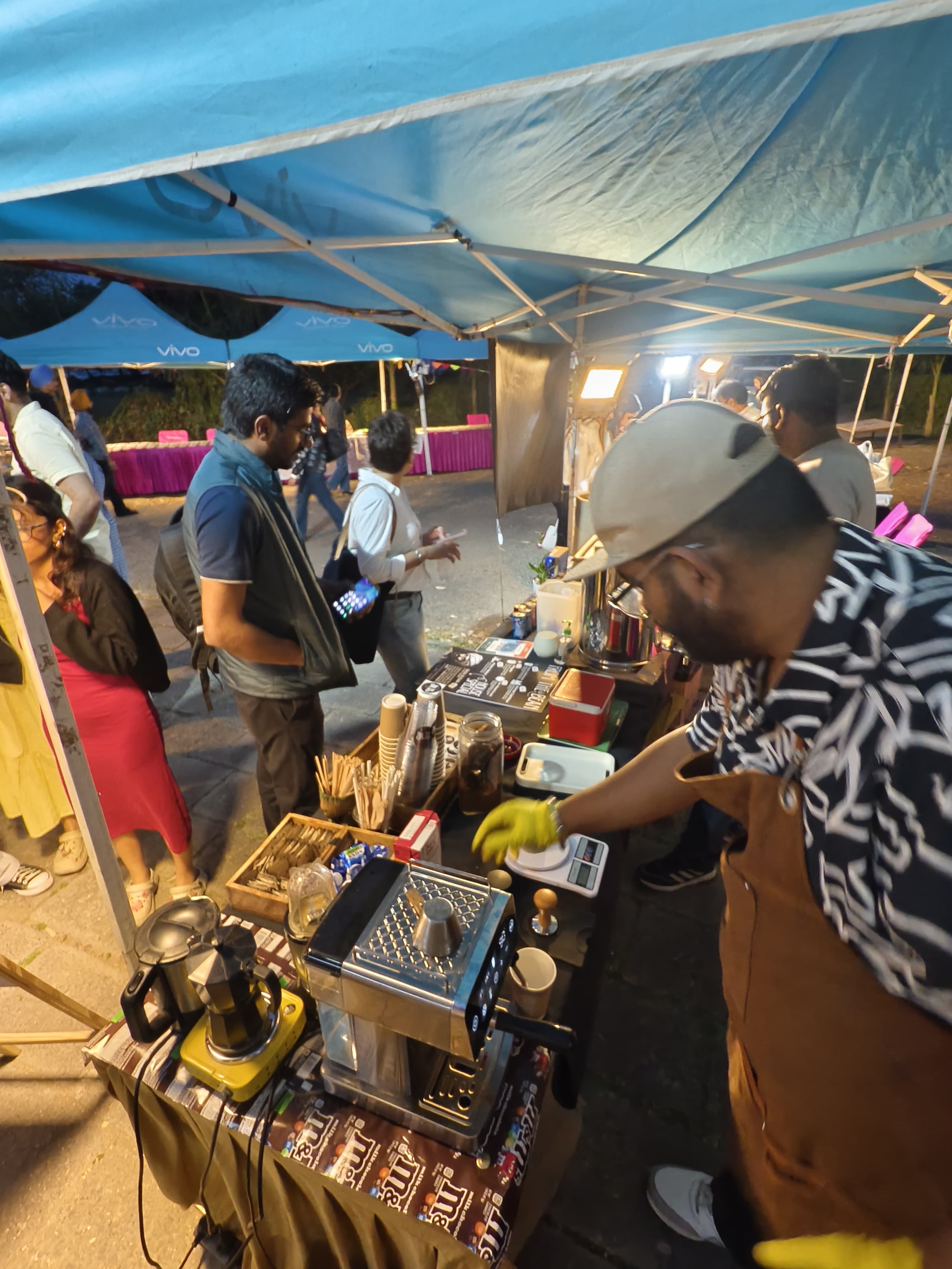 The brass-lantern pallet cart serving at a night wedding